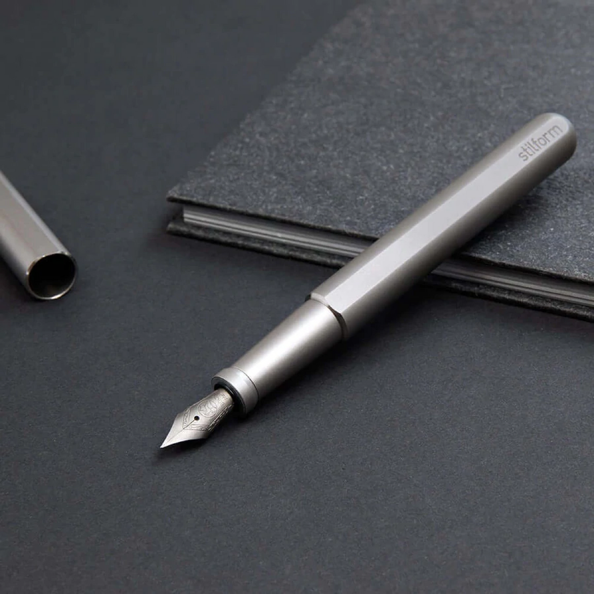 stilform ink チタン ブラック stilform INK Titanium Matte -万年筆- – stilform JAPAN