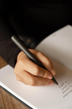 画像をギャラリービューアに読み込む, stilform Pen Titanium DLC -ボールペン-