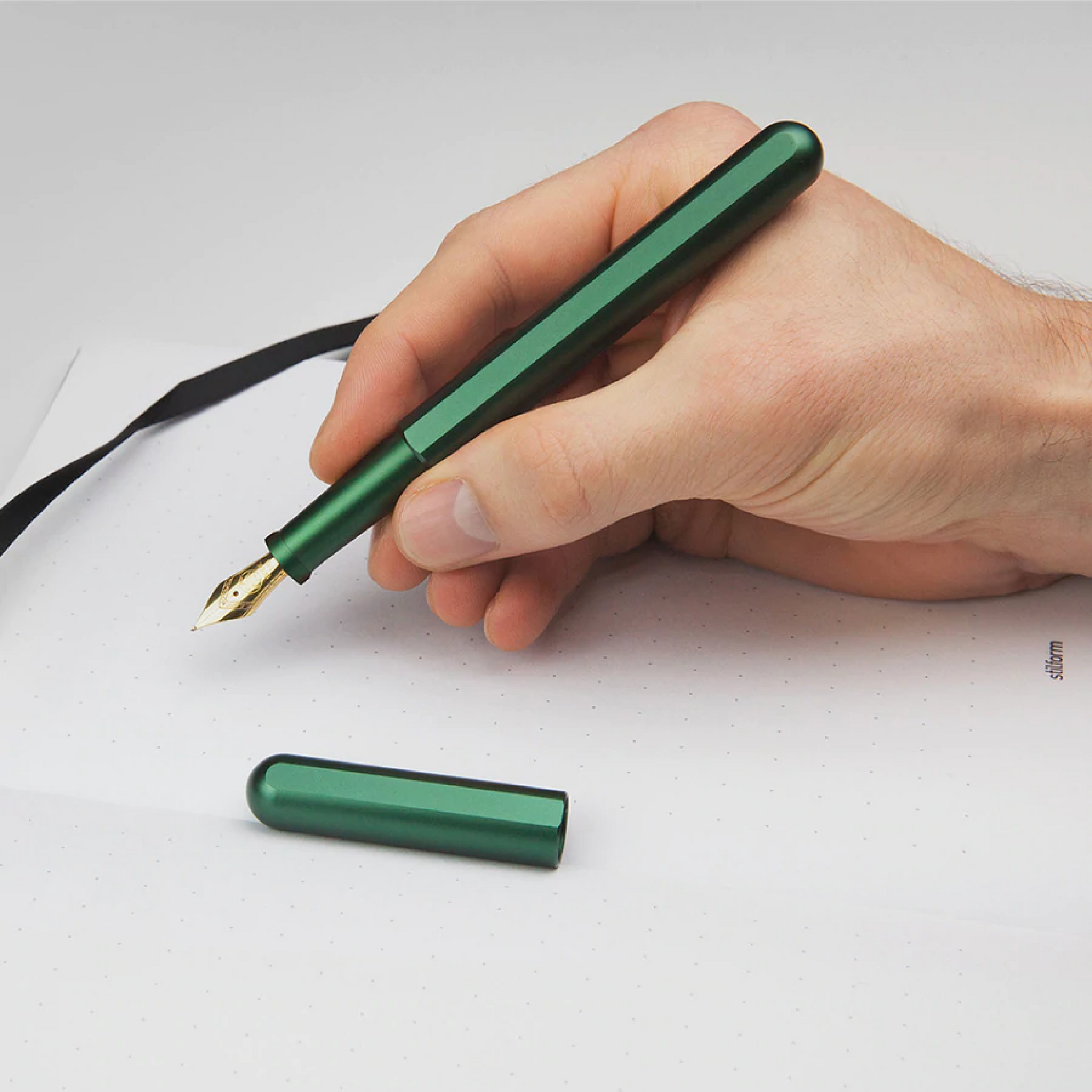 stilform INK Aluminium 万年筆(+付替スティールニブ) stilform INK Aluminium -万年筆- – stilform JAPAN